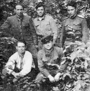 Специальная группа НКВД из сдавшихся и явившихся с повинной членов ОУН-УПА во главе с офицером-куратором